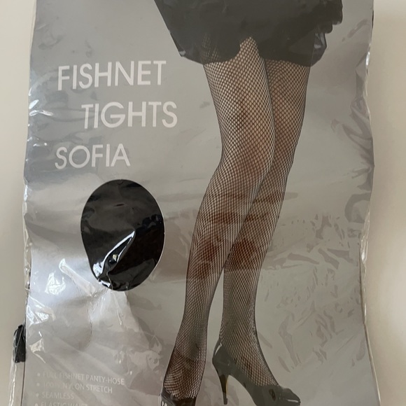 Halloween Cop Costume - Picture 4 of 4